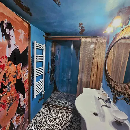 Urban Kimono Apartment